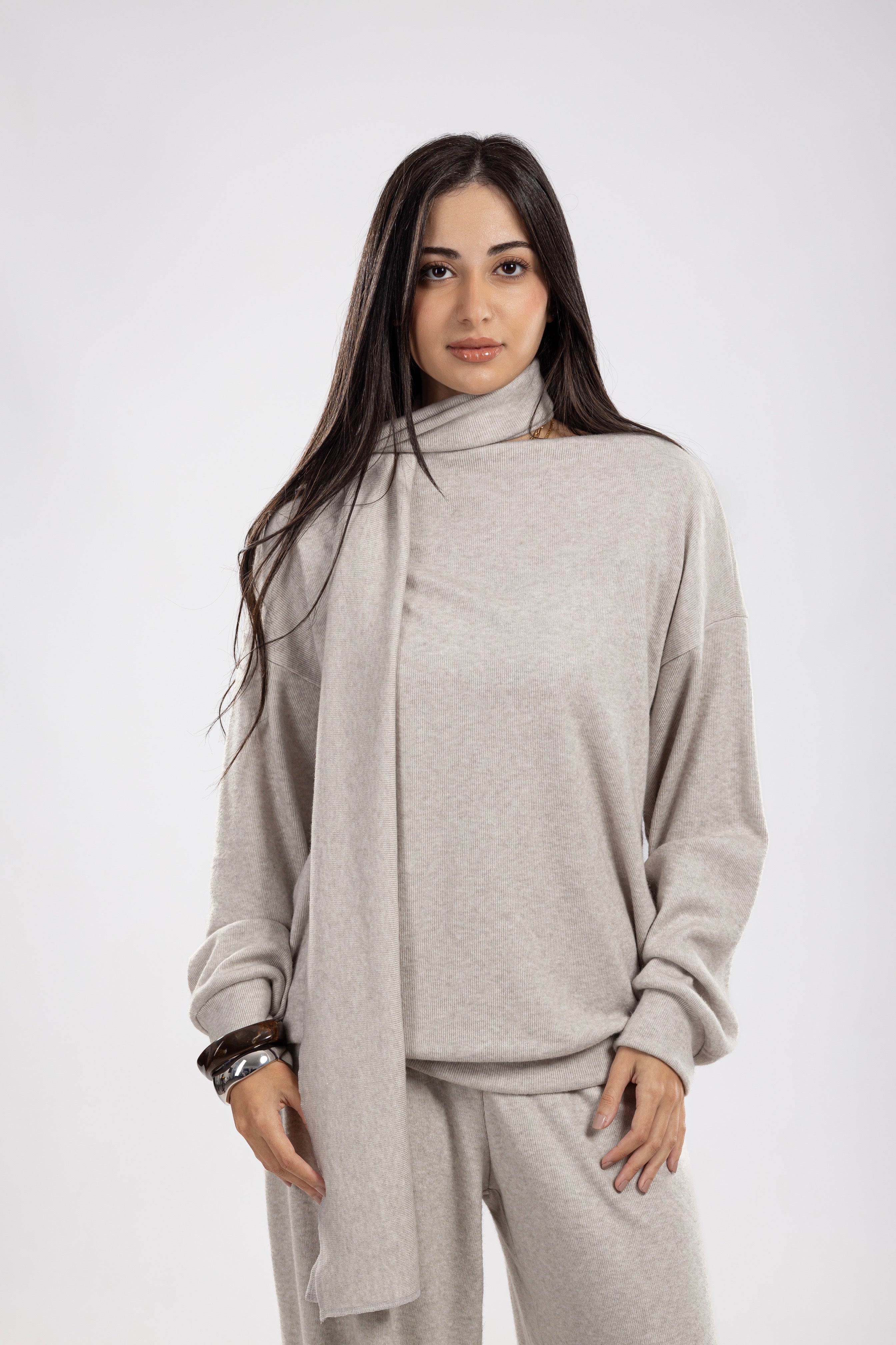 Grey knit set with scarf