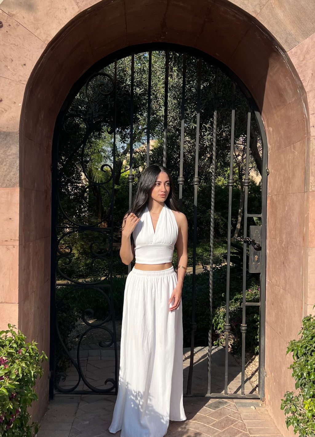 White halter neck set